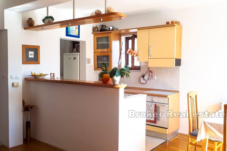 Meje, apartment with sea view