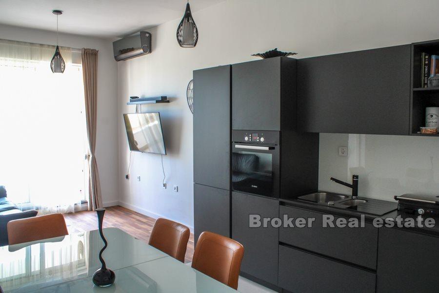 Luxusapartment mit einem Schlafzimmer auf Znjan