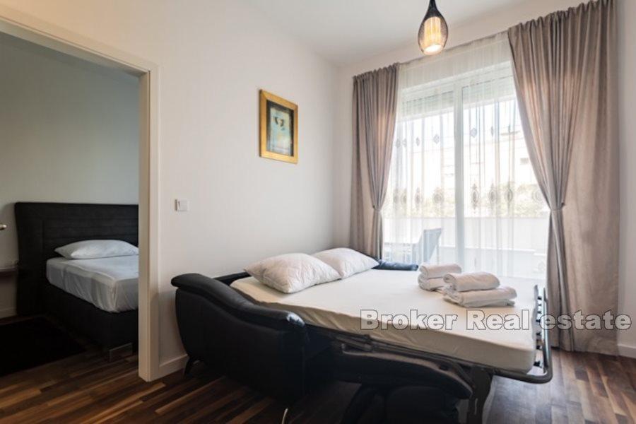 Luxusapartment mit einem Schlafzimmer auf Znjan