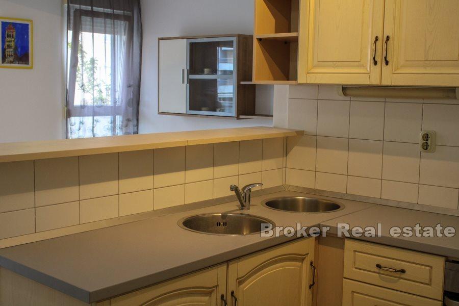 Luminoso appartamento con una camera da letto nella zona di Pazdigrad