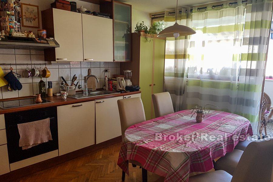 Two bedroom apartment near the center, Lovret