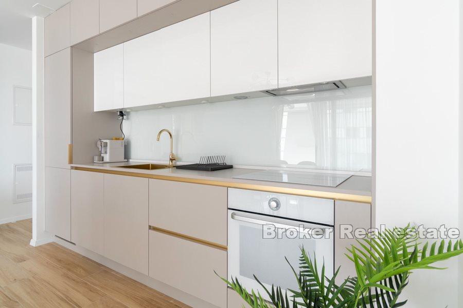 Luksusowy dwupokojowy apartament w nowym budynku Znjan