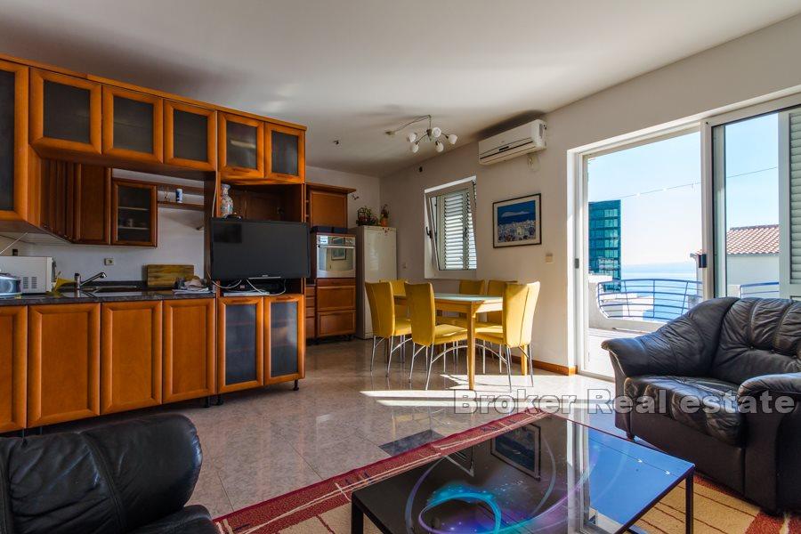 Comfortable apartment with terrace and garden, Meje