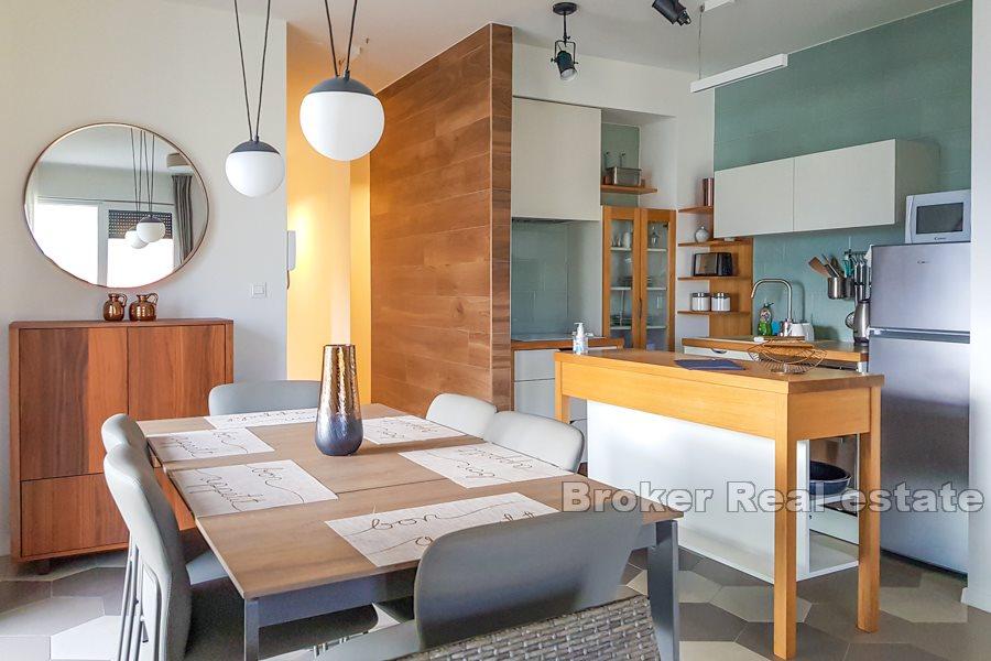 Luxury three bedroom apartment in an elite location, Marjan