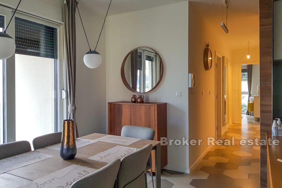Luxury three bedroom apartment in an elite location, Marjan
