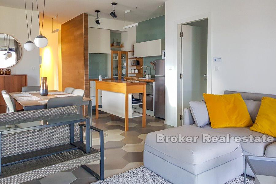 Luxury three bedroom apartment in an elite location, Marjan