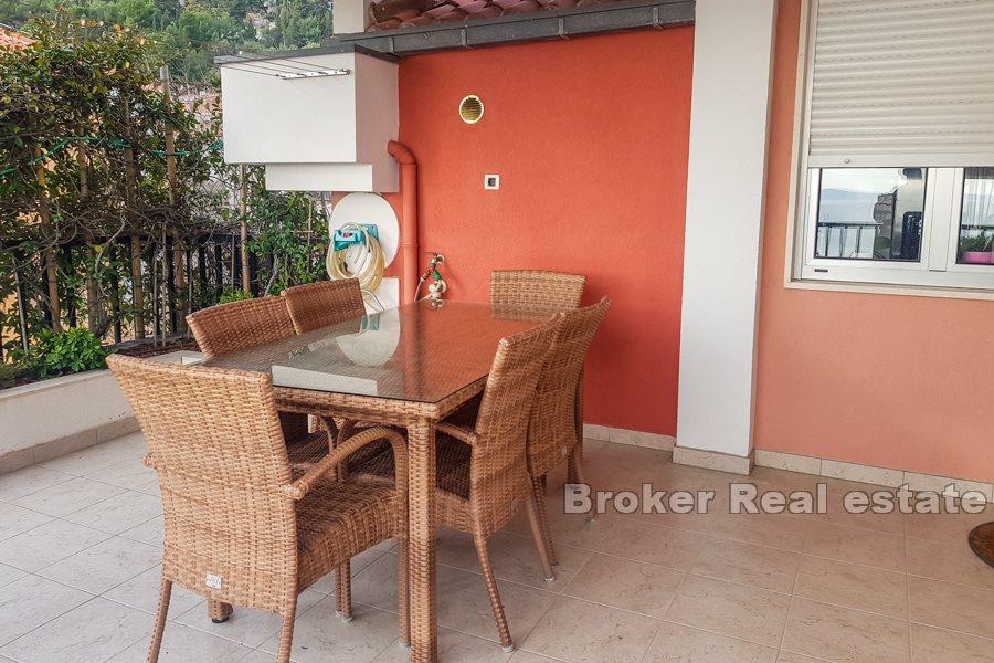 Luxuswohnung mit Meerblick, Meje