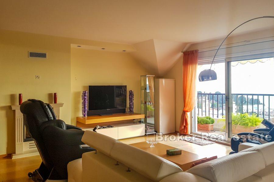 Luxuswohnung mit Meerblick, Meje