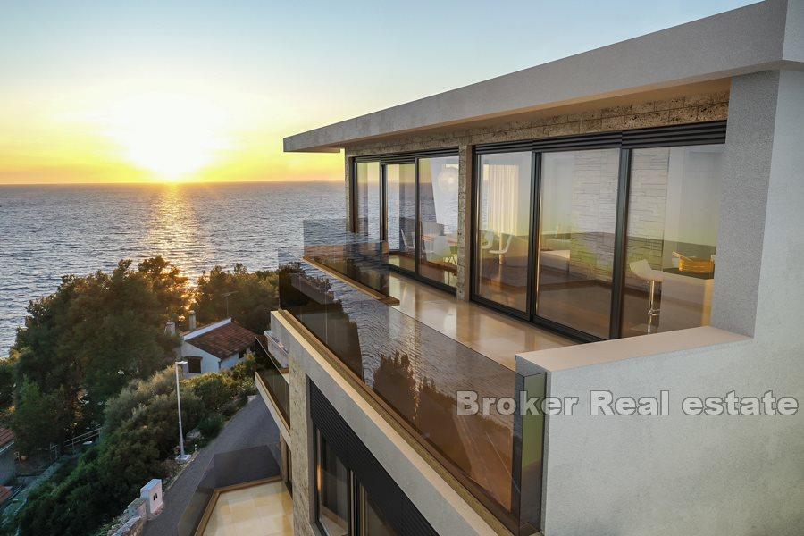 Luxury newly built apartments with sea view
