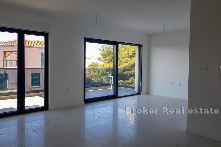 Apartament z otwartym widokiem na morze z tarasu