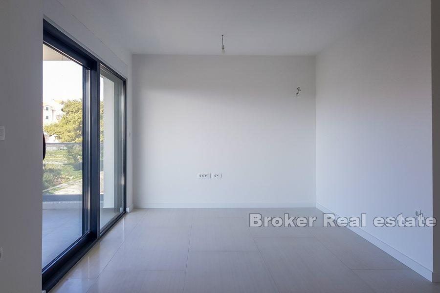 Apartament z otwartym widokiem na morze z tarasu