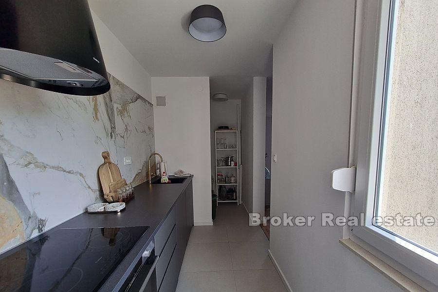 Blatine, apartament z dwiema sypialniami i widokiem na morze