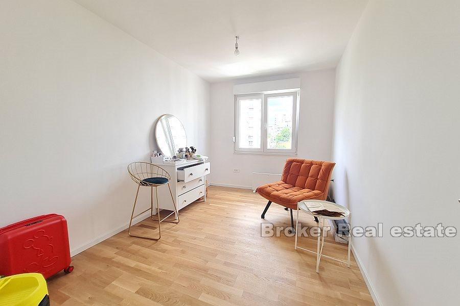 Blatine, two bedroom apartment with sea view