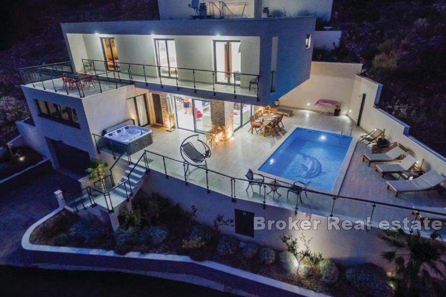 Modern villa with pool and sea view