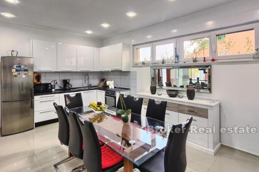 Modern villa with pool and sea view