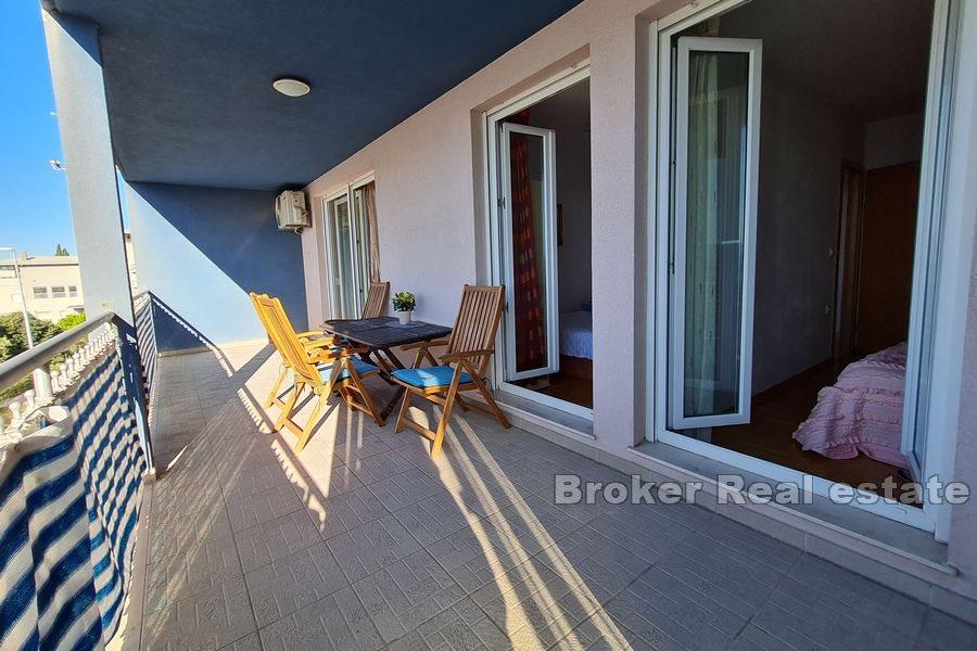 Žnjan, appartamento con due camere da letto con vista mare