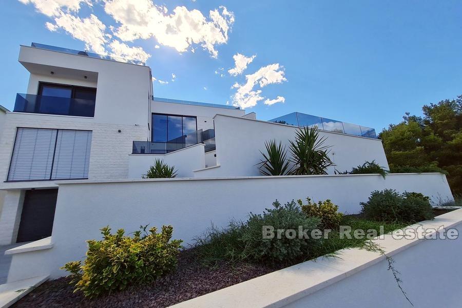 Nowo wybudowana luksusowa willa