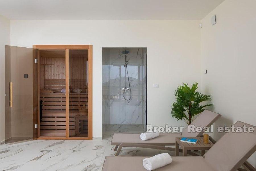 Villa de luxe avec vue spectaculaire sur la mer