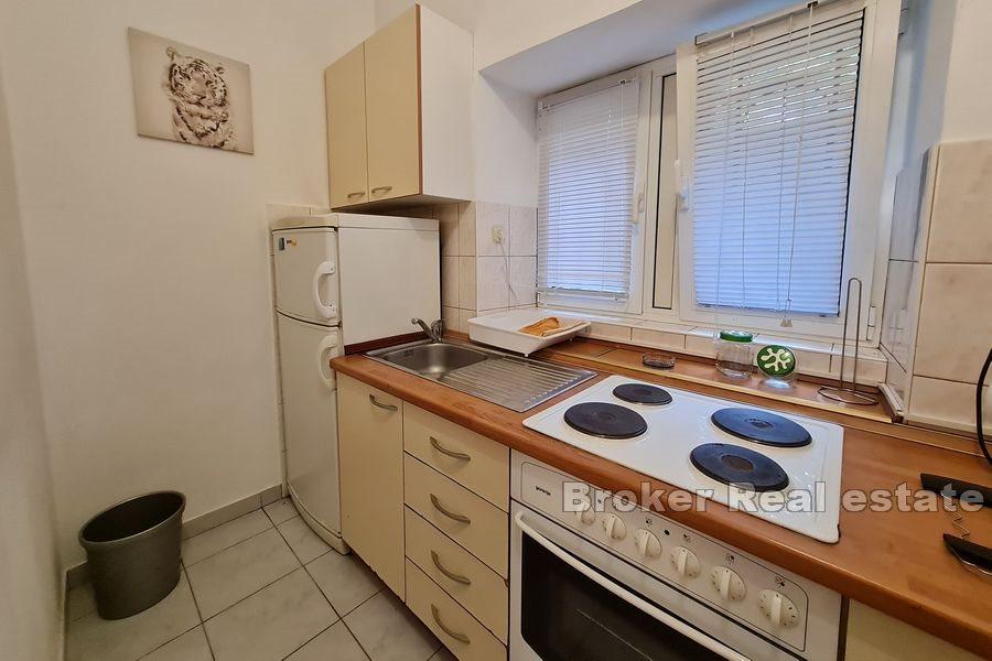 Бачвице, двухкомнатная квартира в старинном доме