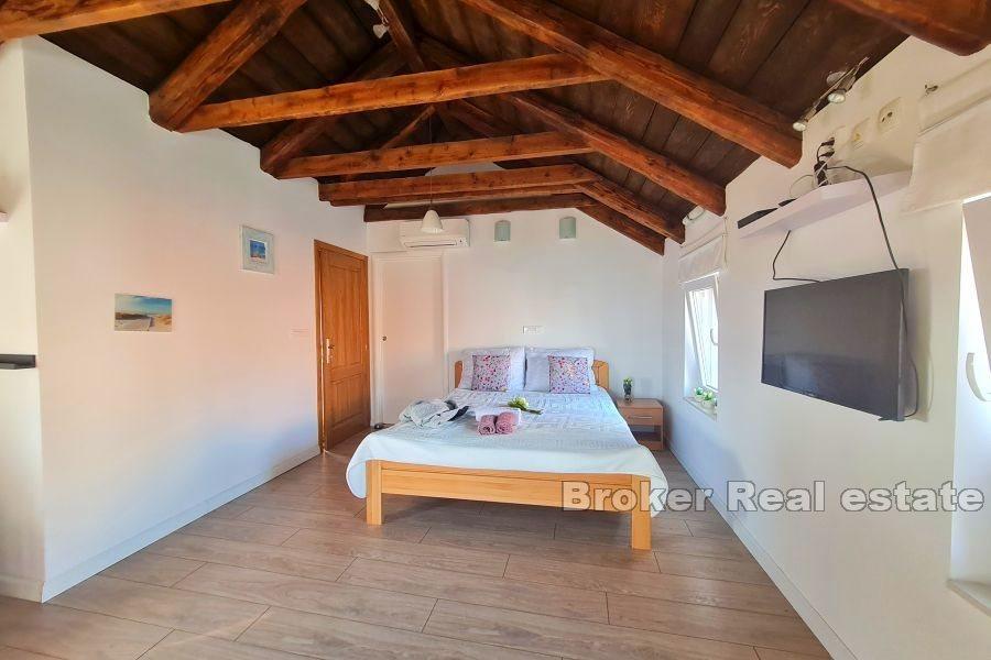 Moderan studio apartman, pogled na more