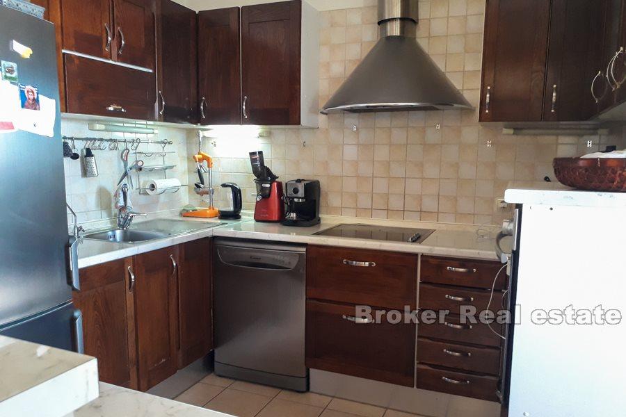 Sucidar, comfortable two bedroom apartment with loggia