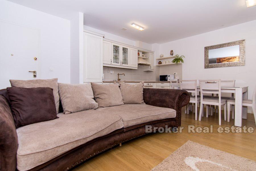 Znjan, two bedroom apartment with terrace