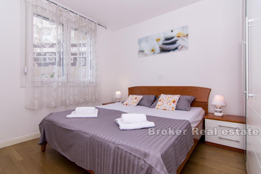 Znjan, two bedroom apartment with terrace