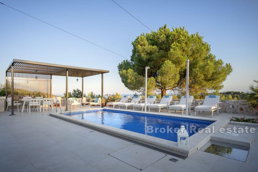 Moderne Villa mit Pool