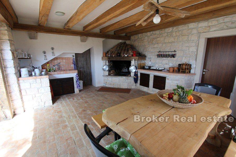 Estate with two houses and a pool