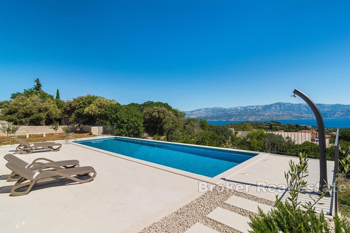 Modernes Haus mit Meerblick