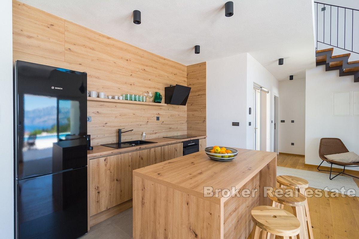 Modernes Haus mit Meerblick