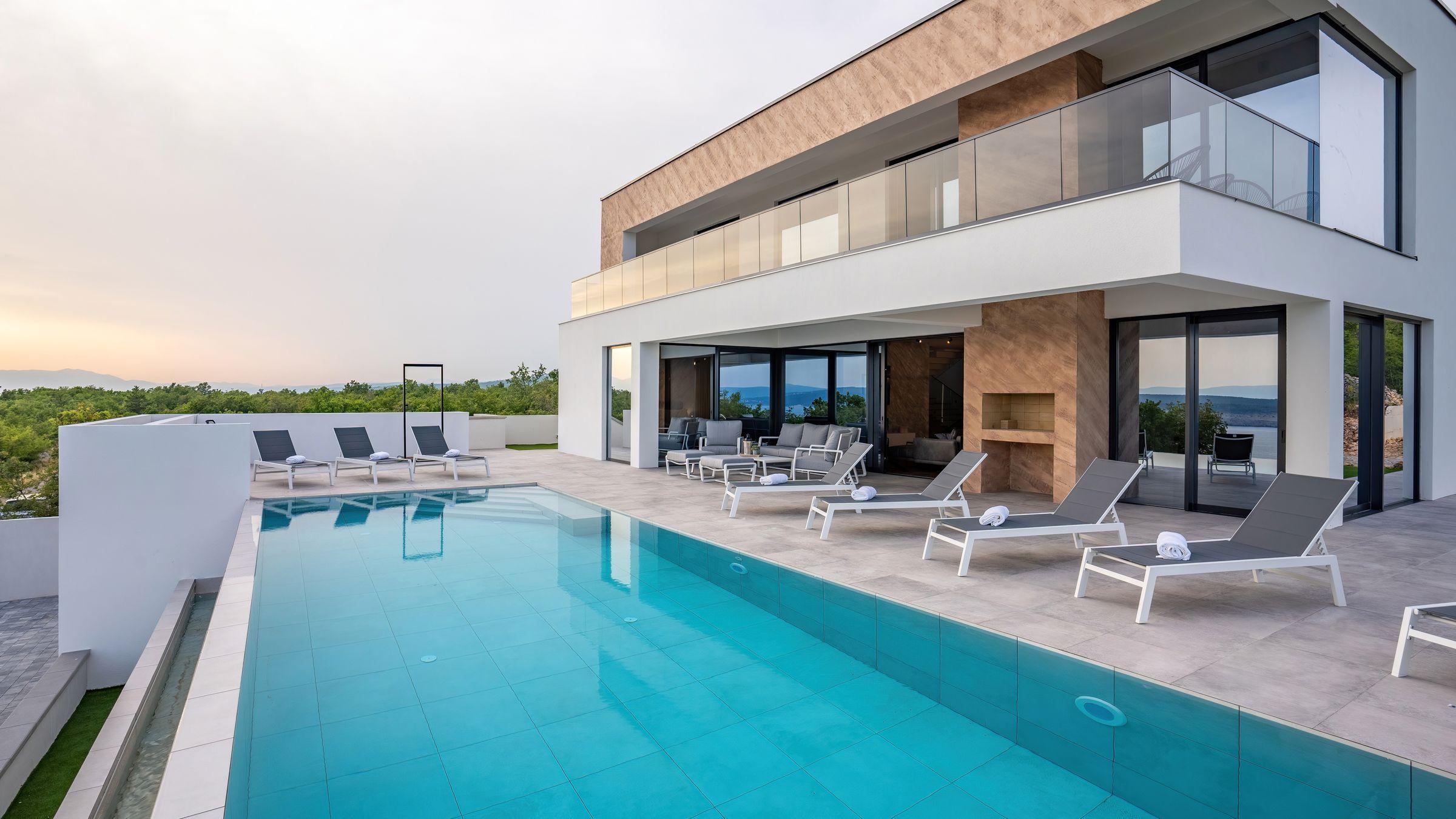 Luxusvilla mit Meerblick