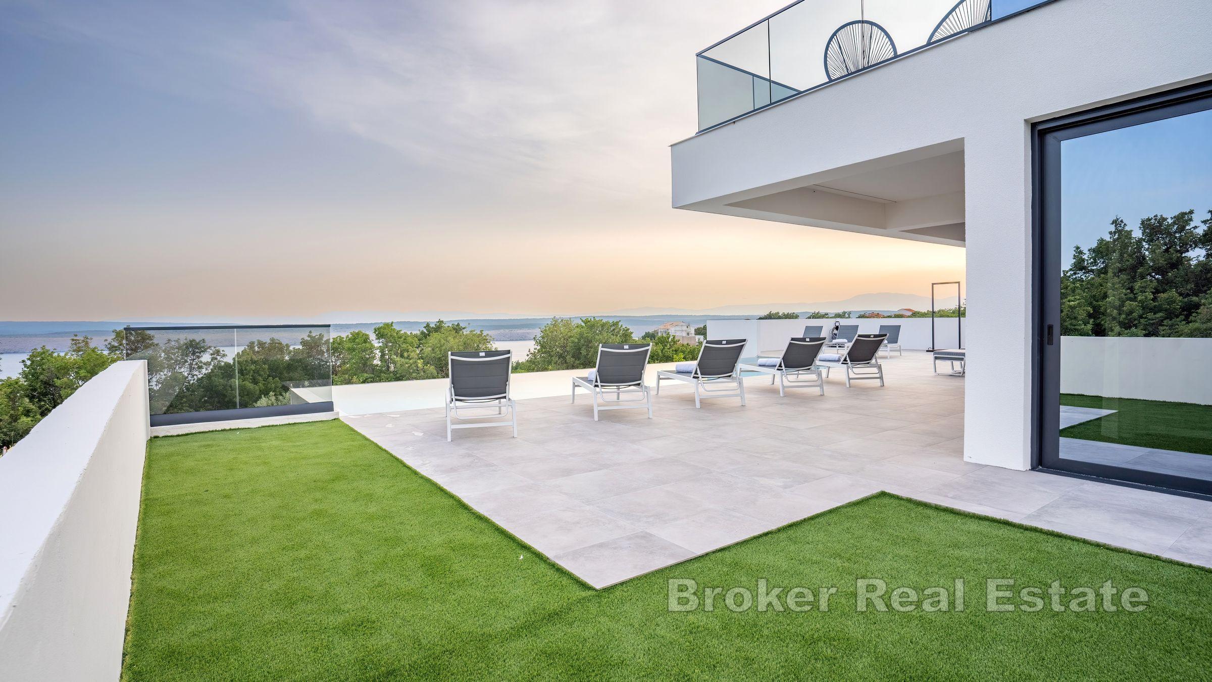 Luxusvilla mit Meerblick