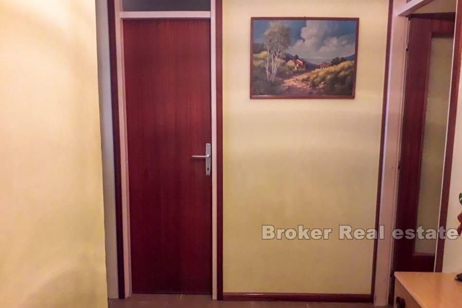 Trstenik, three bedroom apartment with sea view