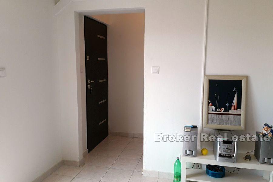 Comfortable two bedroom apartment, Visoka