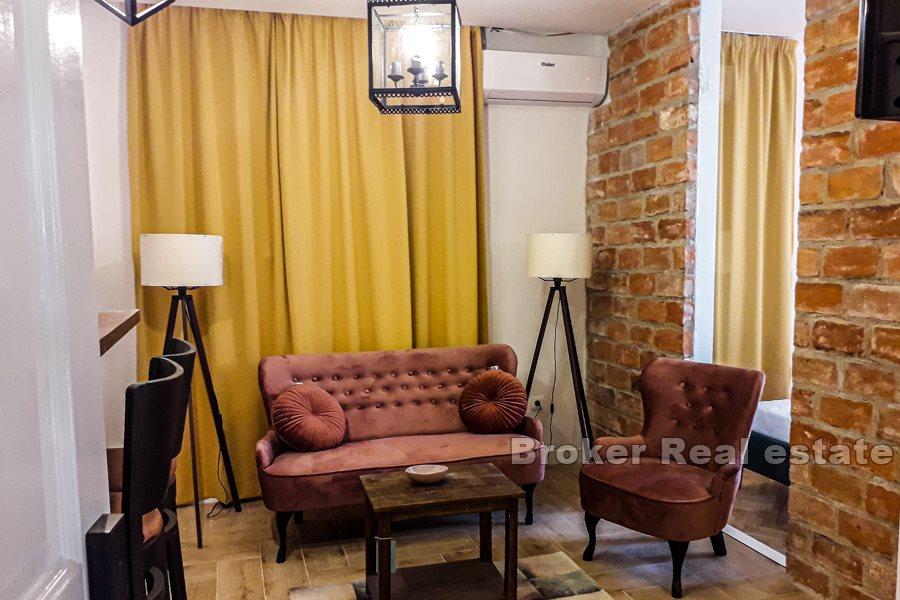 Appartement de deux chambres récemment rénové, Marjan