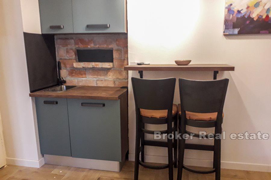 Appartement de deux chambres récemment rénové, Marjan