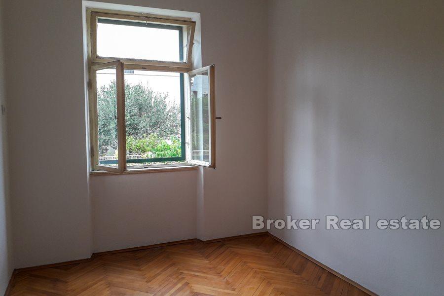 Comfortable three bedroom apartment, Marjan