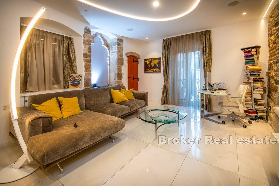 Luxury apartment in Diocletian's Palace