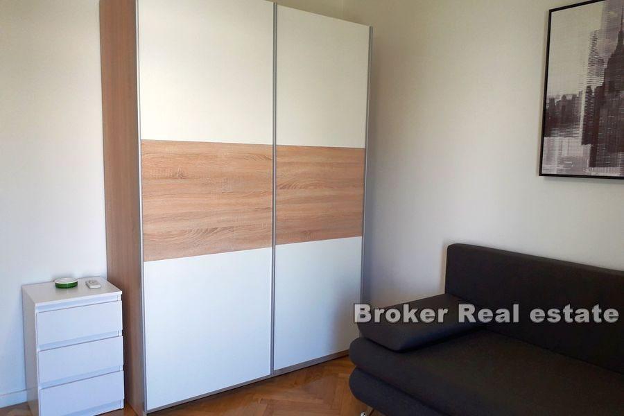 Nowo wyremontowany apartament z widokiem na morze, Gripe