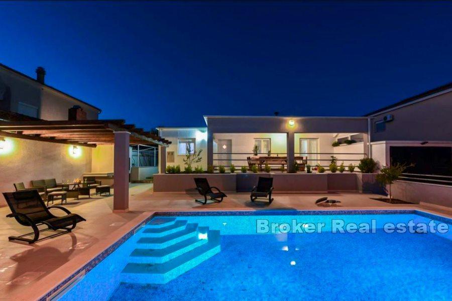 Beautiful property with sea view