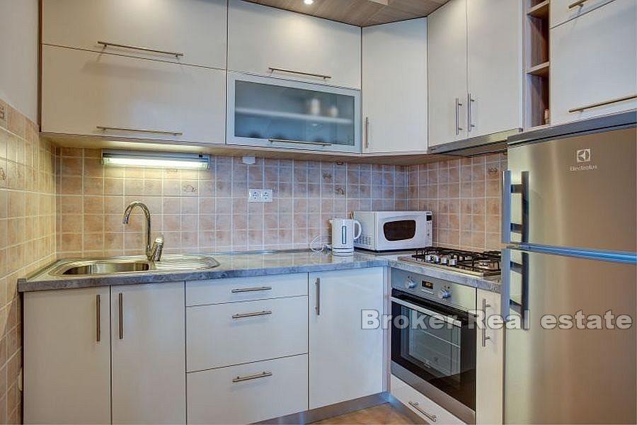 Apartmenthaus in der Nähe des Meeres