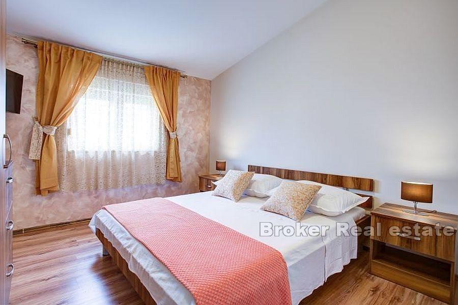 Apartmenthaus in der Nähe des Meeres