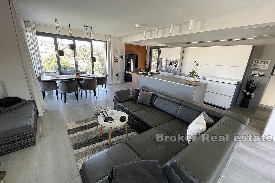 Luksusvilla, første rad til sjøen