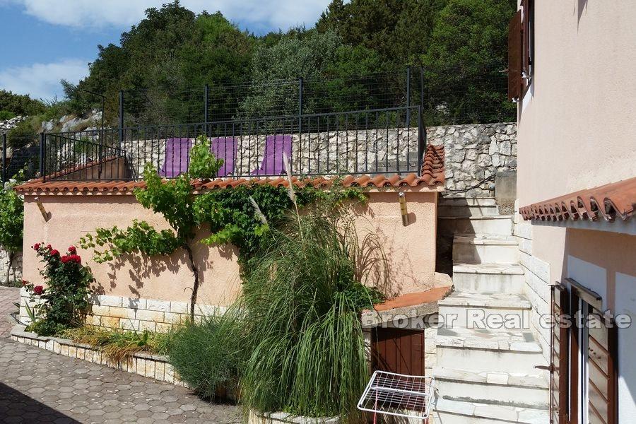 Haus mit Pool und Panoramablick