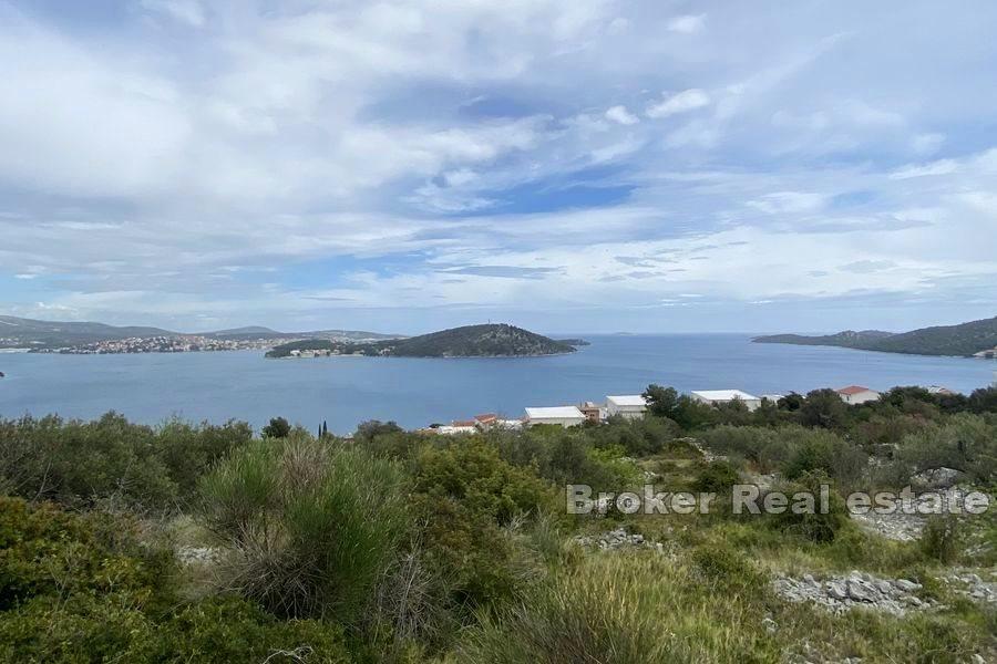 Građevinsko zemljište s panoramskim pogledom na more