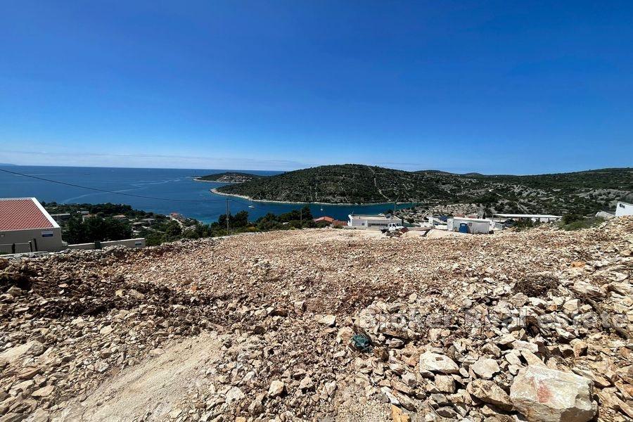 Baugrundstück mit Panoramablick auf das Meer