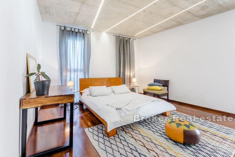 Modern gestaltete Villa