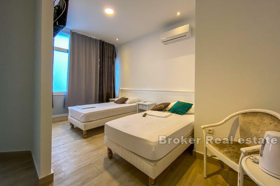 Commercial space in a frequent location, Blatine