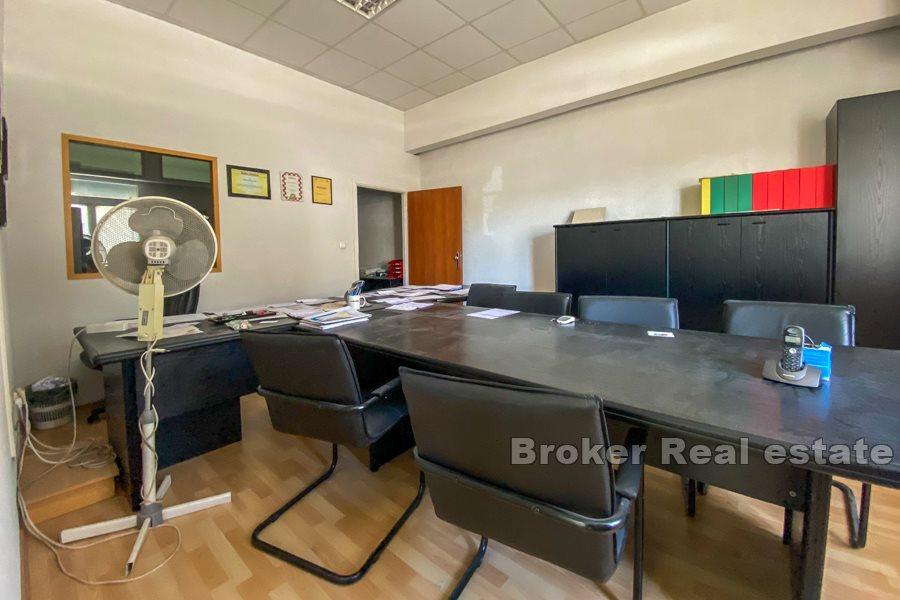 Gewerbefläche, 1535 m2, in der Nähe von Split